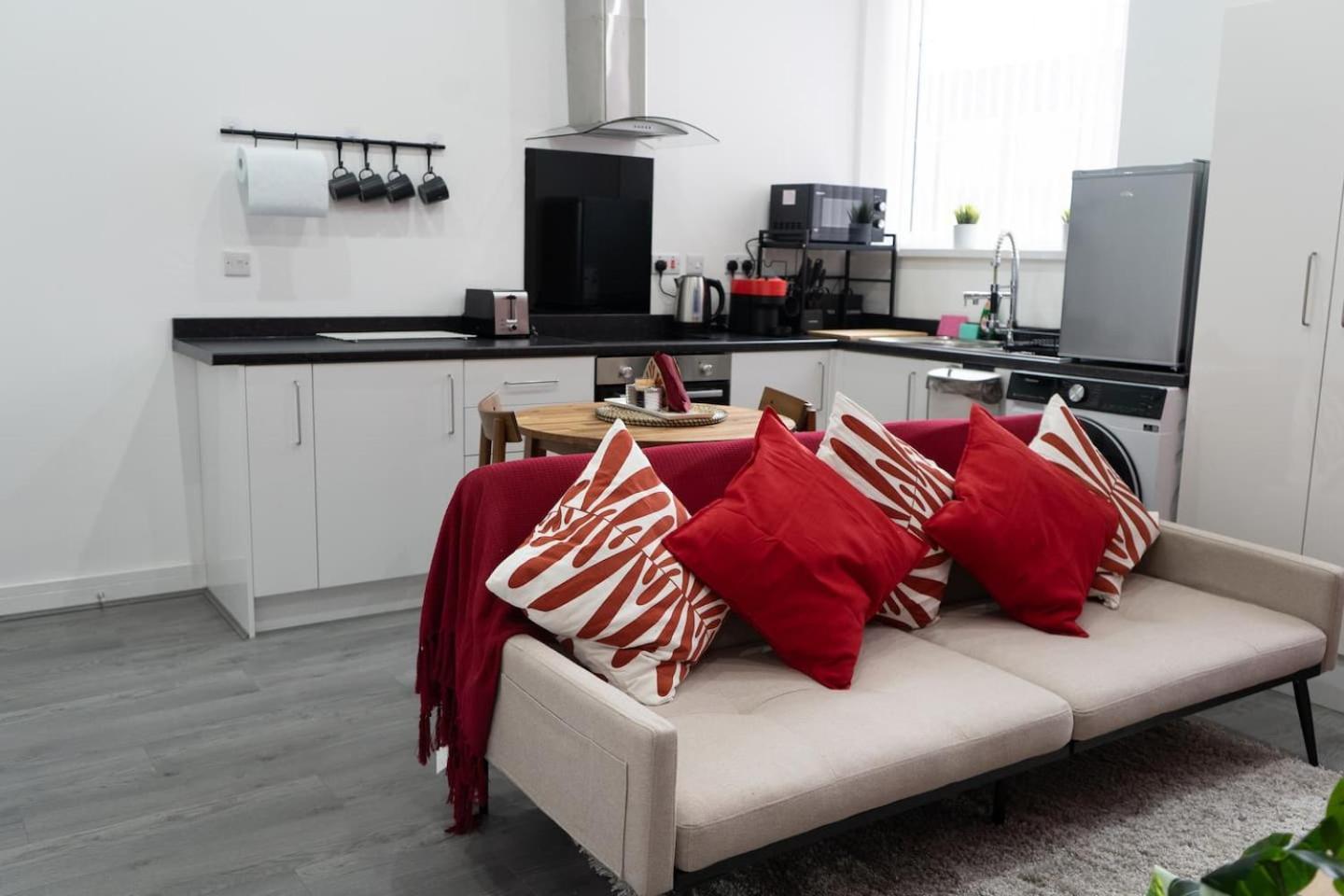 Bridge Street Havenchic 1br Retreat In